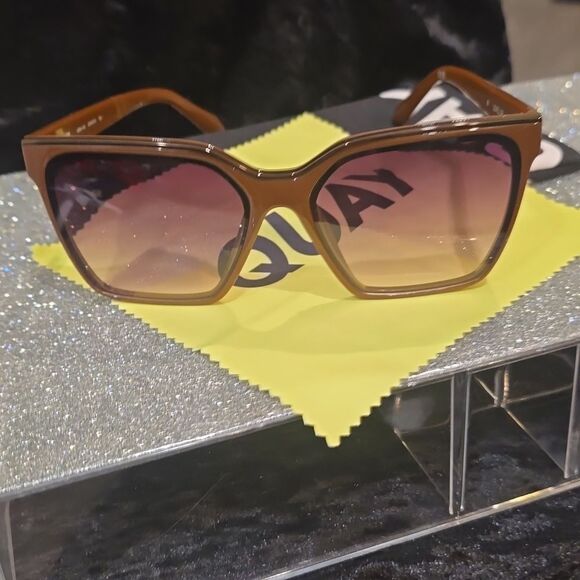 Quay Australia Level Up Square Sunglasses - Picture 8 of 11